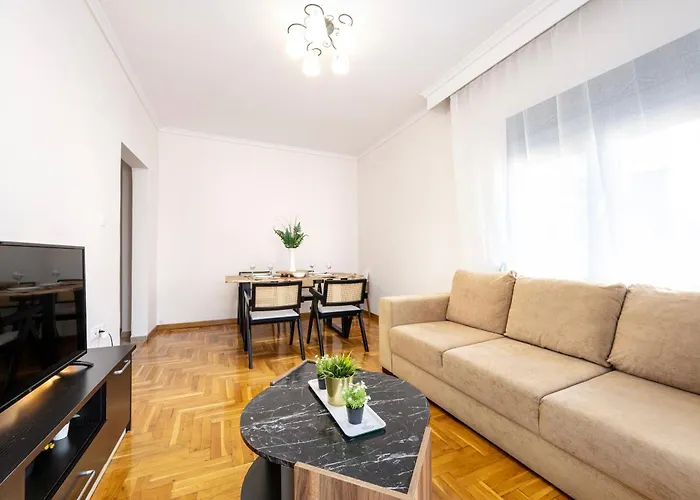 Houseloft Urban Retreat Selanik