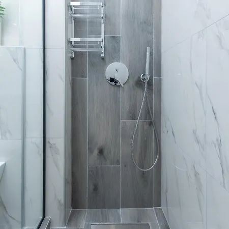 Houseloft Urban Retreat