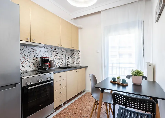 Houseloft Urban Retreat Apartment